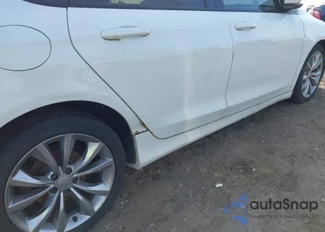 2015 Chrysler 200 S from USA, damaged, VIN 1C3CCCDGXFN711735